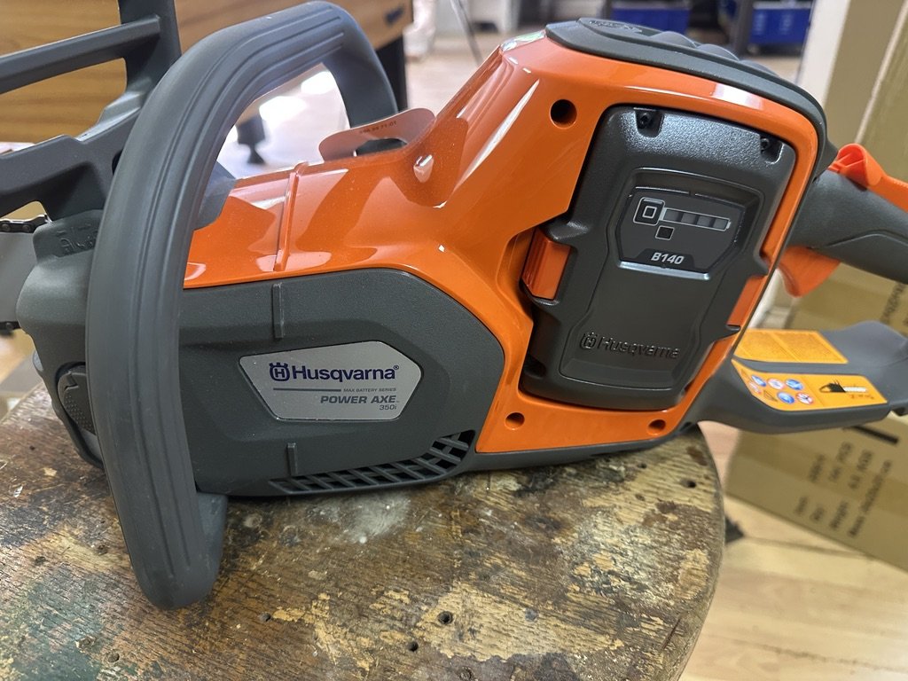 Husqvarna Power Axe 350i battery chainsaw